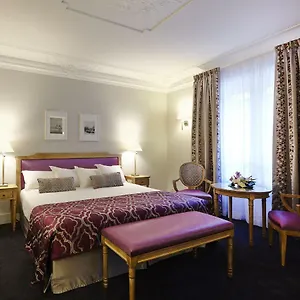 **** Hotel Royal Champs Elysees Frankreich